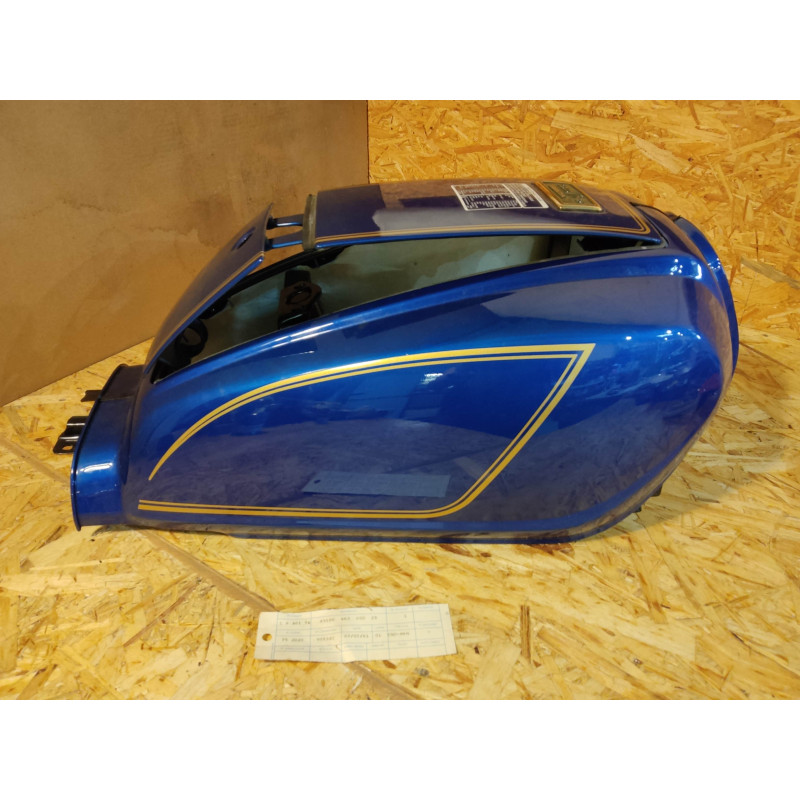 Faux réservoir bleu goldwing GL1100 1980 neuf avec défaut 83100463000ZB 83100-463-000ZB