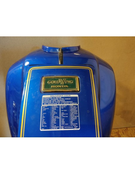 Faux réservoir bleu goldwing GL1100 1980 neuf avec défaut 83100463000ZB 83100-463-000ZB