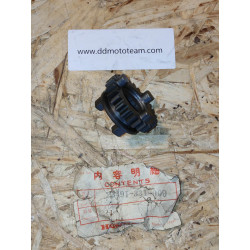 Pignon de 4eme vitesse sur l'arbre de sortie de boite,25dts pour XL125 K2/K3/K423491331000  23491-331-000