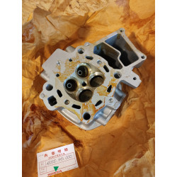 Culasse droite de CX500Z A B 12200415000