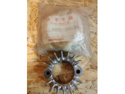 Collerette d'echappement chromée pour CB125S SL125 18231330000 18231-330-000