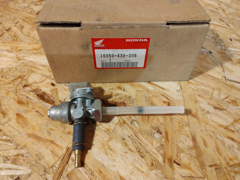 Robinet Essence Honda 900CBC Réf. 16950-438-305