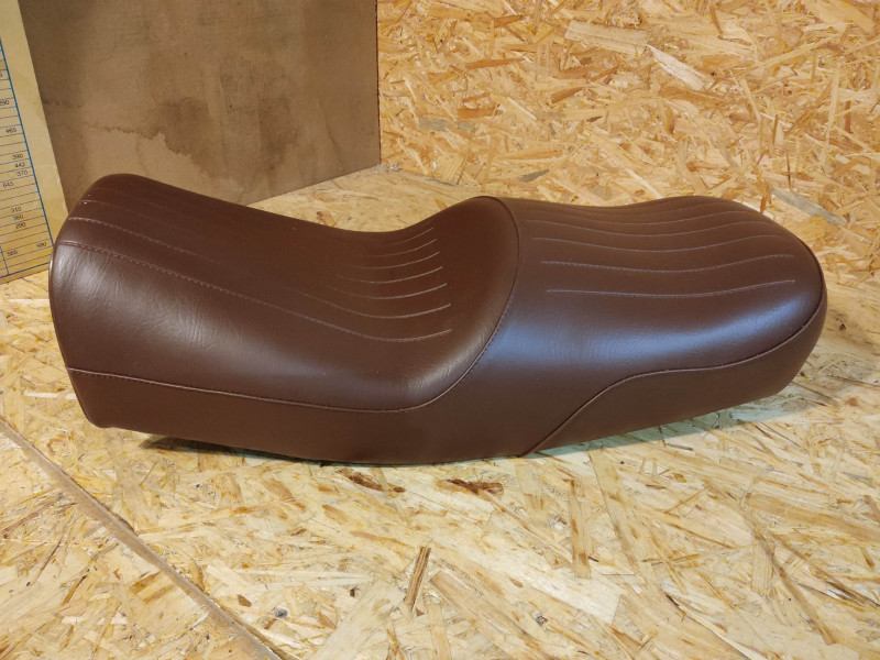 Selle Custom Honda CB 500 Four Marron Neuve | SELLE550FA