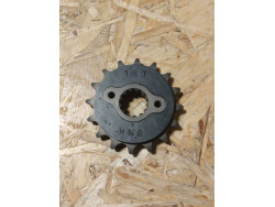 Pignon de sortie de boite 16 dts pour XRV650 VT600C 88/90 Honda 23801-MN8-000