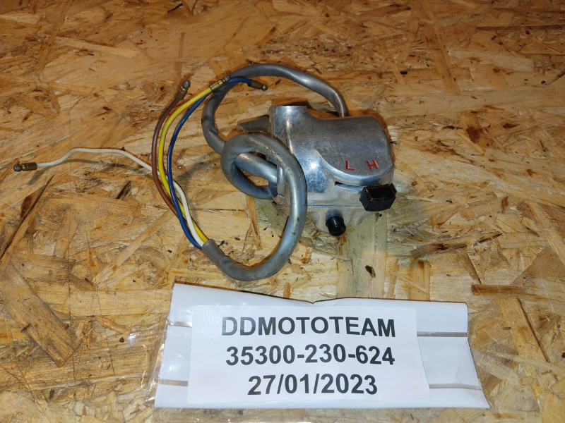 Commodo droit Honda 125CD réf. 35300-230-624