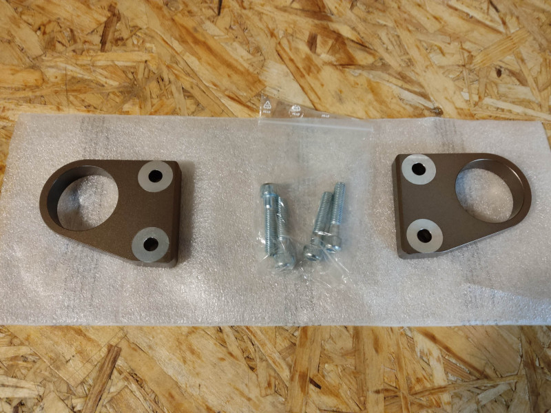 Kit Réhausseur Guidon +15mm Honda VFR800 2015-2020 | 08R70-MJM-D10