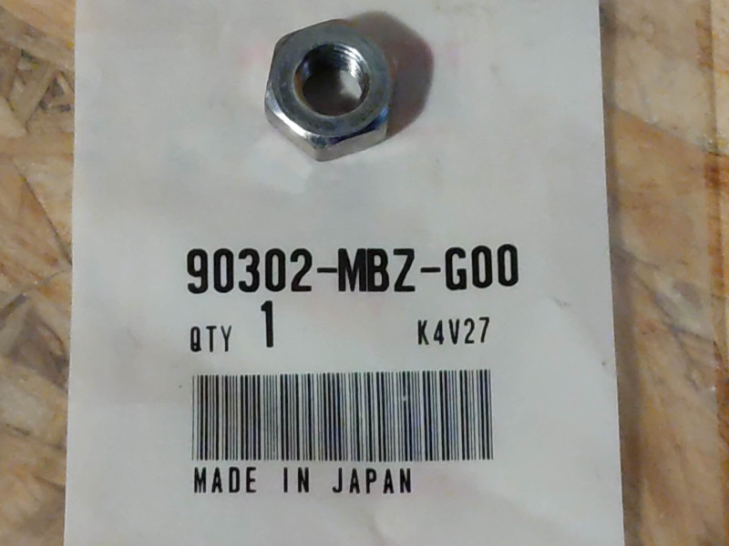 Écrou M8 Honda 90302-MBZ-G00 – Fixation filetée
