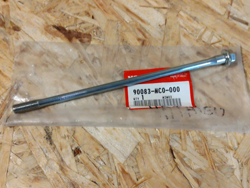 Vis Couvre Culasse 22mm Honda 90083-MC0-000 | CB450S Rebel