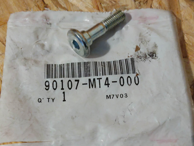 Vis couronne arrière Honda VFR 750 1991-1997 - Réf. 90107-MT4-000