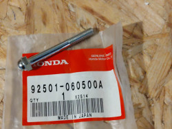 Vis HM6x50 tête bombée HONDA 92501-060500A