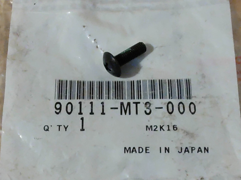 Vis cruciforme noire tête bombée 5x16 Honda 90111-MT3-000