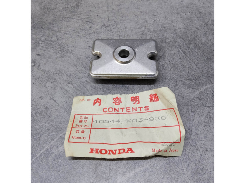 Butée bras oscillant tendeur chaîne Honda CR125 CR250 CR500