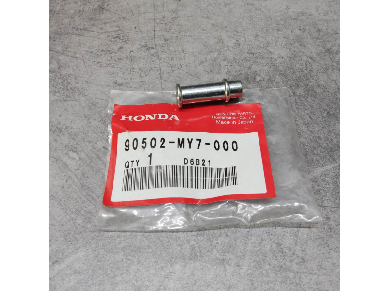 Douille Accroche Bagage Carénage AR Honda 90502-MY7-000