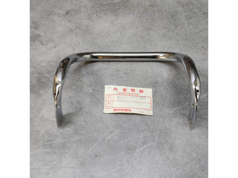 Poignée Passager Honda C72 C77 C78 N.O.S. 81211-271-000