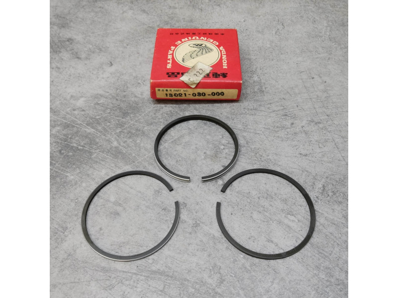 Segments STD Honda C200 CA200 – Réf. 13021-030-000 NOS