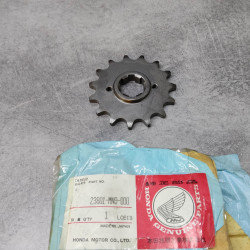 Pignon sortie de boîte Honda NX650 Dominator 23801-MN9-000