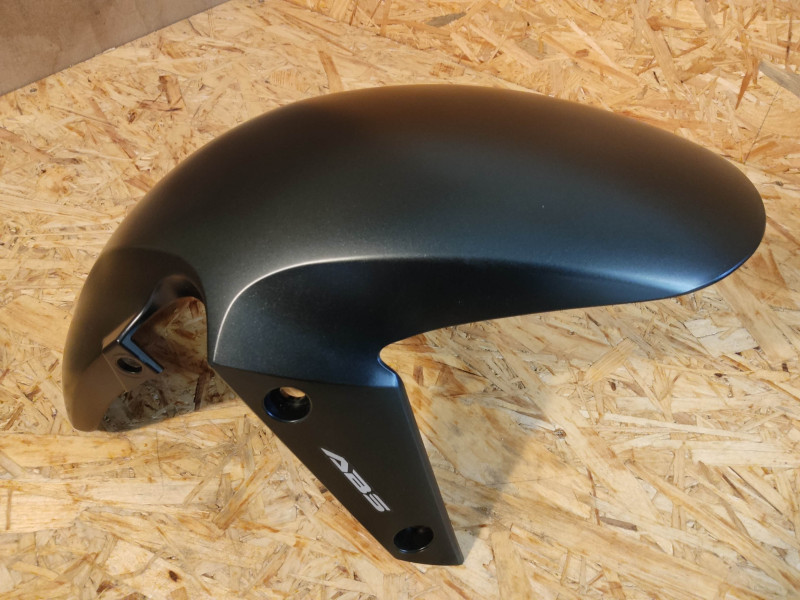 Garde boue avant noir HONDA CBR650F 2014-2018 61101-MJE-D00