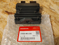 Ensemble rectifieur / régulateur CB1000R 08/10 CB600F HORNET 07/10 31600-MFG-D01