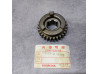 Pignon de boîte Honda VF1000R 23501-MJ4-670 NOS Neuf