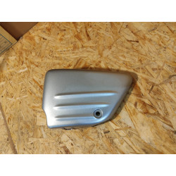 Cache latéral gauche Honda VT125C 06-07 Gris NHA49M