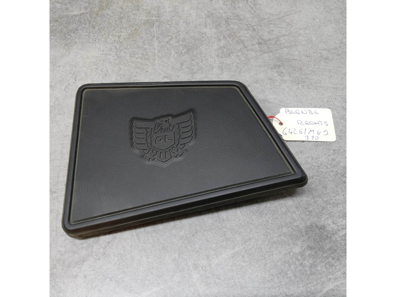 Cache haut-parleur droit Honda GL1200 A | 64261MG9930ZB