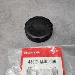 Bouchon maître cylindre plastique Honda 43513-MJ6-006