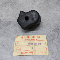 Silentbloc transmission roue AR HONDA CB 750 four K2 à K6 HONDA 41242-300-020
