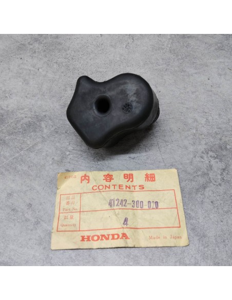 Silentbloc transmission roue AR HONDA CB 750 four K2 à K6 HONDA 41242-300-020