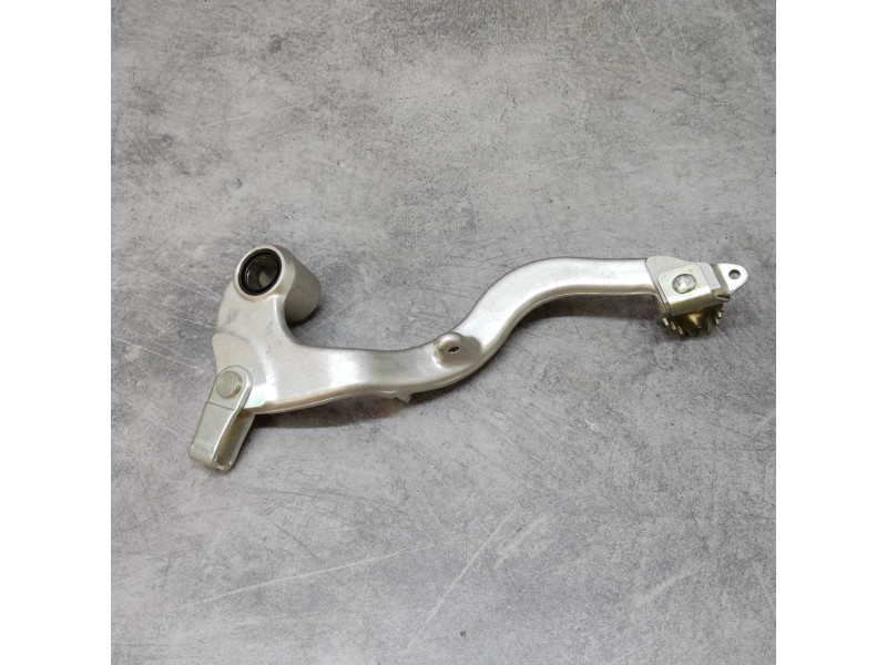 Pédale de frein arrière Honda CR125R 1984 - Réf 46500-KA3-730