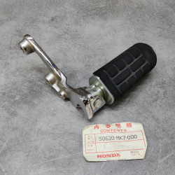 Platine Repose Pied Pilote Honda NV750C Shadow VT700C 50620-MK7-000