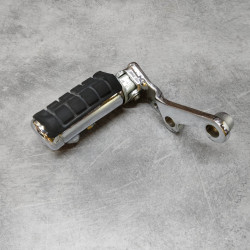 Platine Repose Pied Pilote Honda NV750C Shadow VT700C 50620-MK7-000