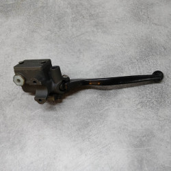 Maître cylindre frein avant Honda NSR125 SJ50 Bali 45510-KBS-315 occasion