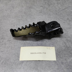 Repose-pieds droit Honda CR480 CR250 1983 réf. 50616-KA4-710
