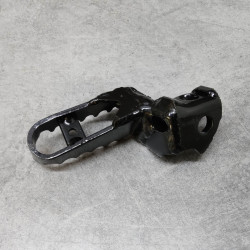 Repose-pieds droit Honda CR480 CR250 1983 réf. 50616-KA4-710