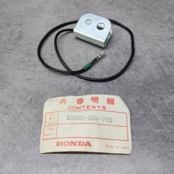 Patte U Clignotant Arrière Droit Honda CB125T 33605-399-780