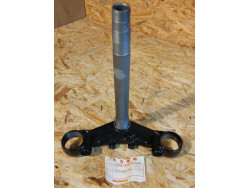 Té inférieur neuf VF750F interceptor 83/85, VF700F 84/85 Honda 53200-MB2-000