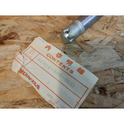 Axe de roue arrière Honda CR250M MR250 MT250 XL350 - 42301-385-000