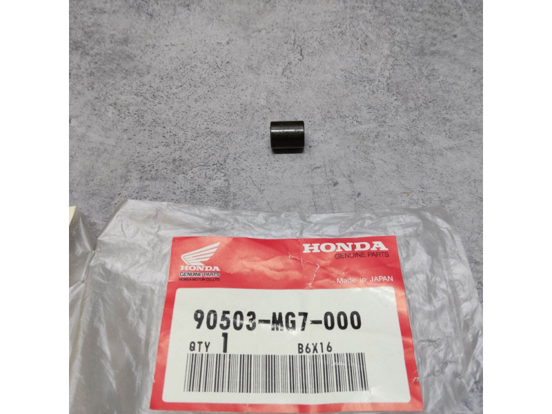 Entretoise Honda 90503-MG7-000 | Pièce détachée moto