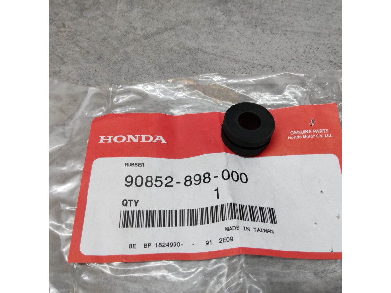 Caoutchouc de montage Honda 90852-898-000 | Pièce Honda
