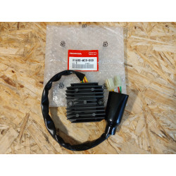 Rectifieur Régulateur Honda VT750 Shadow 31600-MCR-D00