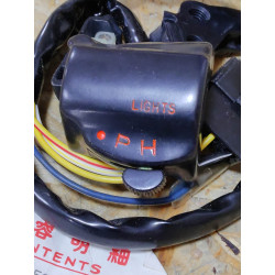 Commodo droit Honda CM125T - Réf. 35150-419-641