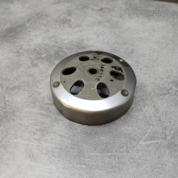 Cloche embrayage Honda SCV 100 Lead 22100-KPL-900
