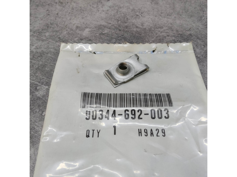 Écrou Étrier 6mm Honda 90344-692-003 | FES125 CH125