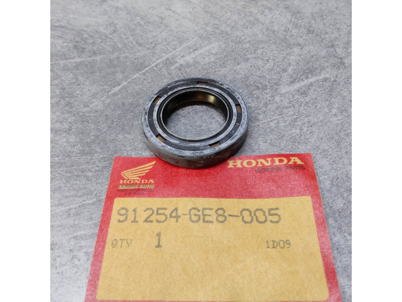 Joint SPI 24x40x7 mm SA50 NU50 NX50 NB50 NPS50... HONDA 91254-GE8-005