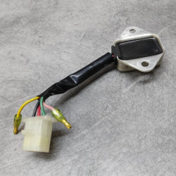 Régulateur Honda 31600-428-003 Shindengen SH523 6V