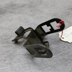 Pièce montage carénage Honda RC30 64513-MR7-690