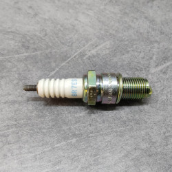 Bougie NGK BR7ES Honda 98079-57816 - Pièce neuve