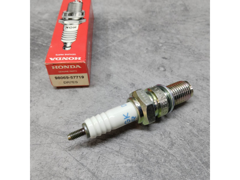 Bougie NGK DR7ES Honda 98069-57719 – Pièce Neuve