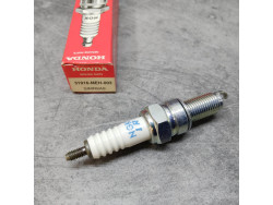 Bougie NGK type SIMR8A9 NSA700 CBR250R CRF250 HONDA 31916-MEH-003