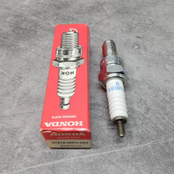 Bougie NGK SIMR8A9 Honda NSA700 CBR250R CRF250 31916-MEH-003